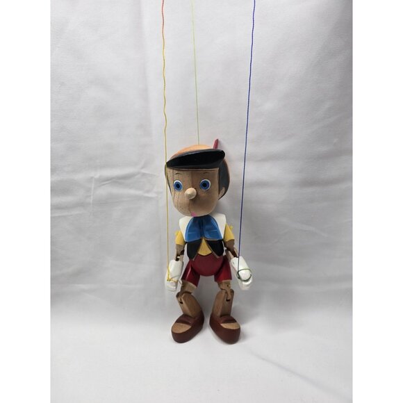 Pinocchio wooden doll Hand Carved and Painted With Puppet Strings 7" Tall-Signed - Picture 3 of 15